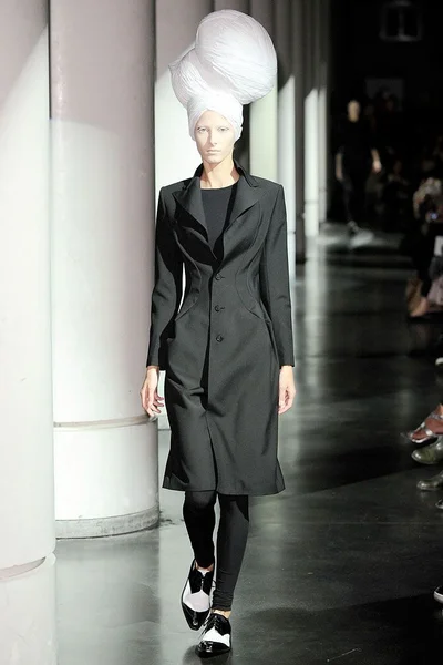 Look 42